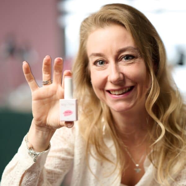 Celine van Virgin Nails